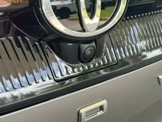 Toyota Crown 2024 AWD XLE 4dr Sedan