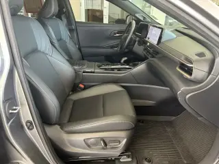 Toyota Crown 2024 AWD XLE 4dr Sedan