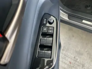 Toyota Crown 2024 AWD XLE 4dr Sedan