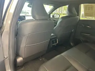 Toyota Crown 2024 AWD XLE 4dr Sedan