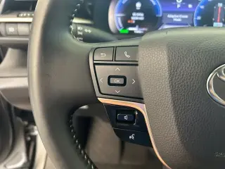 Toyota Crown 2024 AWD XLE 4dr Sedan