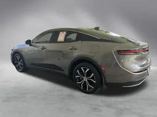 Toyota Crown 2024 AWD XLE 4dr Sedan