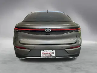 Toyota Crown 2024 AWD XLE 4dr Sedan