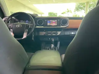 Toyota Tacoma 2019 4x2 TRD Off-Road 4dr Double Cab 5.0 ft SB