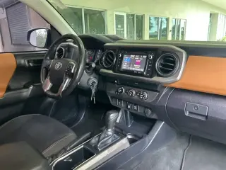 Toyota Tacoma 2019 4x2 TRD Off-Road 4dr Double Cab 5.0 ft SB