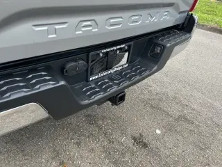 Toyota Tacoma 2019 4x2 TRD Off-Road 4dr Double Cab 5.0 ft SB