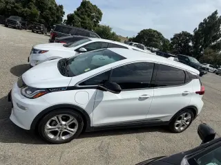Chevrolet Bolt EV 2018 LT 4dr Hatchback