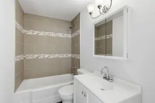 Propiedad en alquiler con 2 habitaciones y 1 baño en Cedar Rapids
