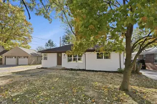 Propiedad en alquiler con 2 habitaciones y 1 baño en Fort Wayne