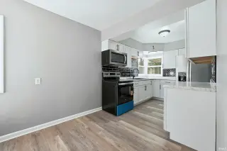 Propiedad en alquiler con 2 habitaciones y 1 baño en Fort Wayne