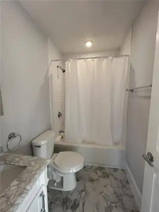 Propiedad en alquiler con 3 habitaciones y 2 baños en Medford