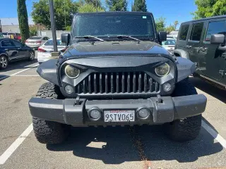 Jeep Wrangler Unlimited 2017 4x4 Sport 4dr SUV