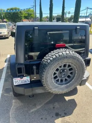 Jeep Wrangler Unlimited 2017 4x4 Sport 4dr SUV