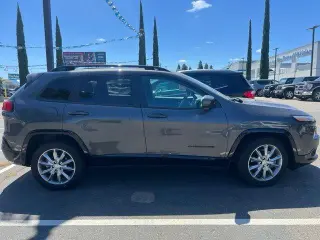 Jeep Cherokee 2018 Tech Connect 4dr SUV