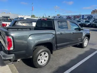 GMC Canyon 2018 4x2 SLE 4dr Crew Cab 5 ft. SB