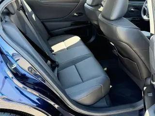 Lexus ES 350 2023 4dr Sedan
