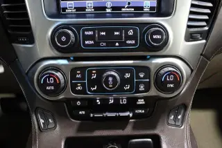 Chevrolet Suburban 2017 4x2 LT 4dr SUV