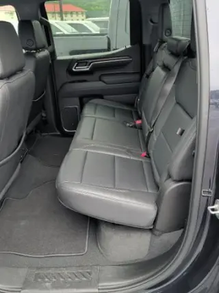 GMC Sierra 1500 2025 4x2 SLT 4dr Crew Cab 5.8 ft. SB