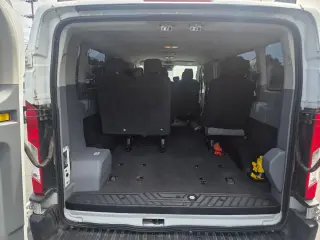 Ford Transit 2019 350 XL 3dr LWB Low Roof Passenger Van w/60/40 Passenger Side Doors