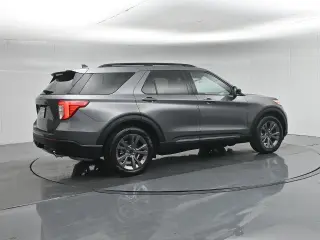Ford Explorer 2023 XLT 4dr SUV