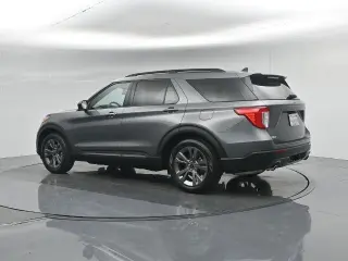 Ford Explorer 2023 XLT 4dr SUV