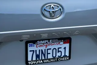 Toyota Sienna 2017 AWD XLE 7-Passenger 4dr Mini-Van