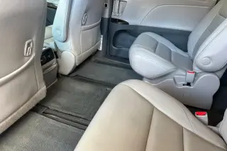 Toyota Sienna 2017 AWD XLE 7-Passenger 4dr Mini-Van