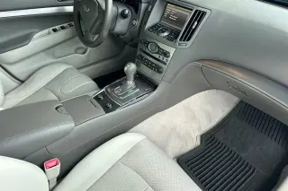 INFINITI Q40 2015 4dr Sedan