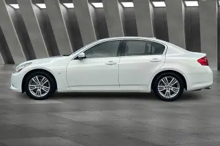 INFINITI Q40 2015 4dr Sedan