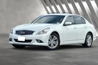 INFINITI Q40 2015 4dr Sedan