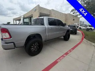 Ram 1500 2020 4x4 Big Horn 4dr Crew Cab 5.6 ft. SB Pickup