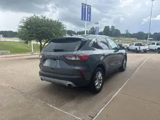 Ford Escape 2022 SE 4dr SUV