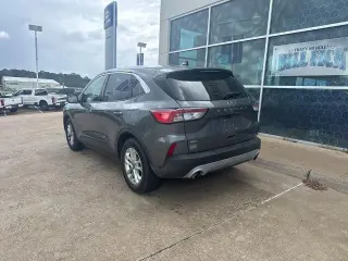 Ford Escape 2022 SE 4dr SUV