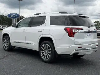 GMC Acadia 2023 4x4 Denali 4dr SUV