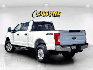 Ford F-250 Super Duty 2019 4x4 King Ranch 4dr Crew Cab 6.8 ft. SB Pickup