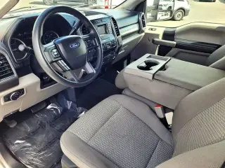 Ford F-250 Super Duty 2019 4x4 King Ranch 4dr Crew Cab 6.8 ft. SB Pickup