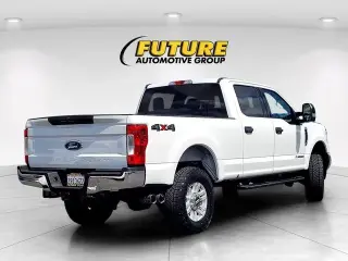 Ford F-250 Super Duty 2019 4x4 King Ranch 4dr Crew Cab 6.8 ft. SB Pickup