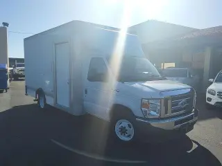 Ford E-Series 2022 E-350 SD 2dr 138 in. WB SRW Cutaway Chassis