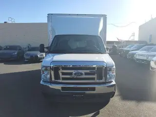 Ford E-Series 2022 E-350 SD 2dr 138 in. WB SRW Cutaway Chassis
