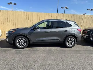 Ford Escape 2022 SE 4dr SUV