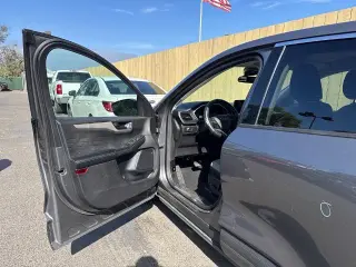 Ford Escape 2022 SE 4dr SUV