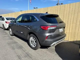Ford Escape 2022 SE 4dr SUV