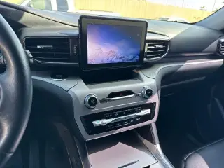 Ford Explorer 2023 XLT 4dr SUV