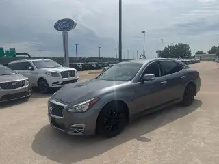 INFINITI Q70 2018 3.7 Luxe 4dr Sedan