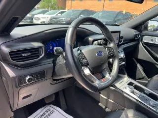 Ford Explorer 2023 AWD ST 4dr SUV