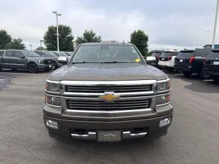 Chevrolet Silverado 1500 2015 4x4 High Country 4dr Crew Cab 5.8 ft. SB