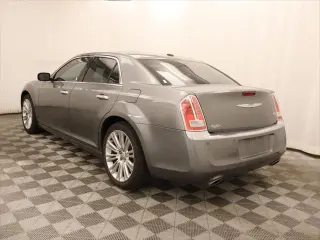 Chrysler 300 2011 C 4dr Sedan