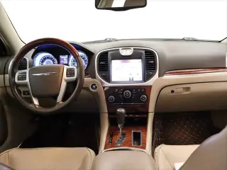Chrysler 300 2011 C 4dr Sedan