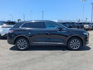 Lincoln Nautilus 2022 Standard 4dr SUV
