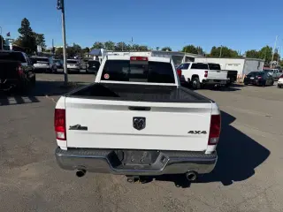 Ram 1500 2015 4x4 Big Horn 4dr Quad Cab 6.3 ft. SB Pickup
